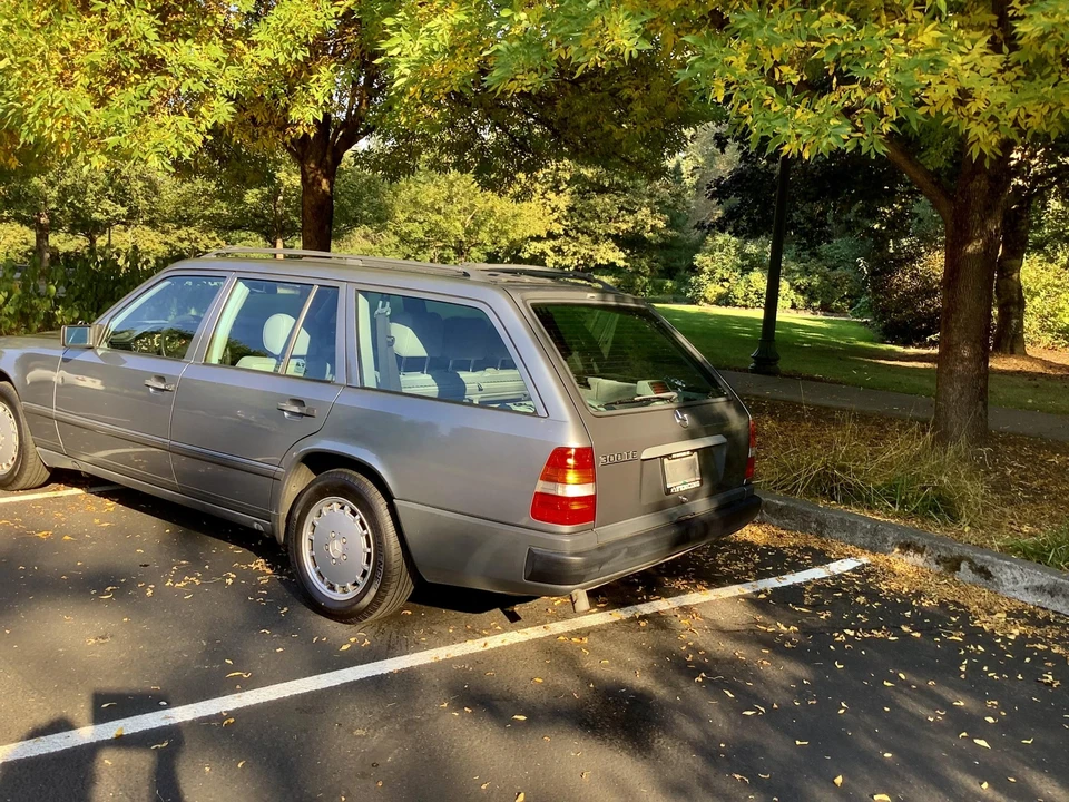 1989 Mercedes-Benz W124 E-Class - Image 14 of 31