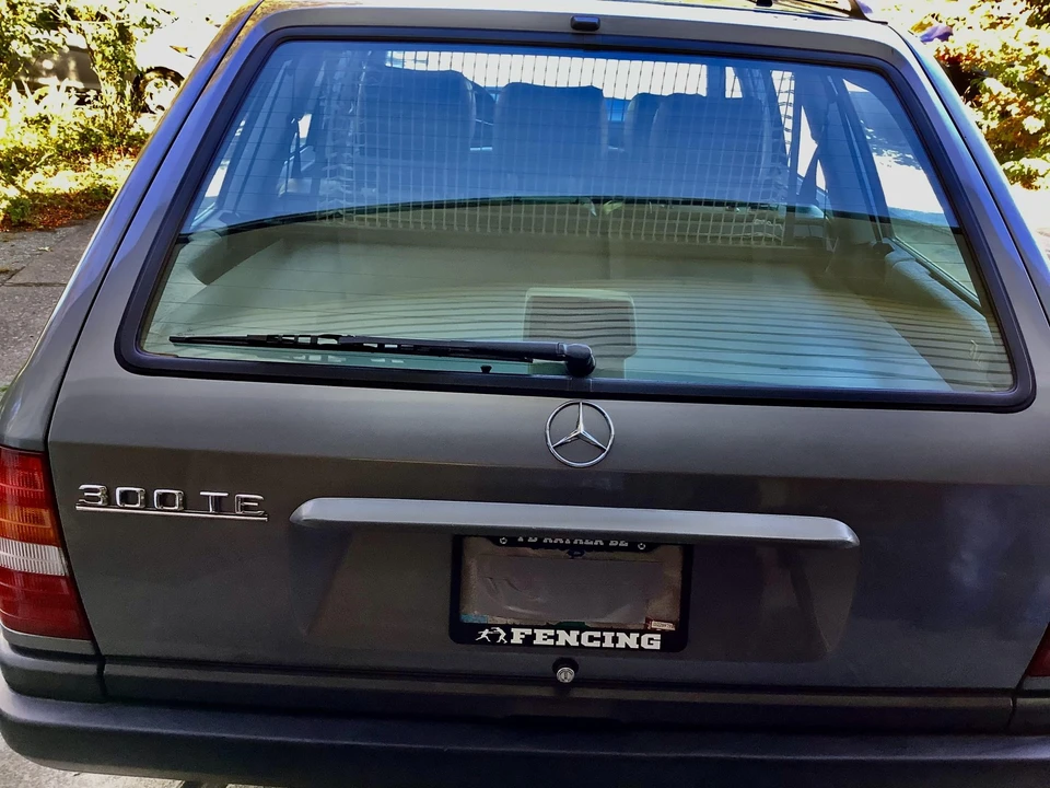 1989 Mercedes-Benz W124 E-Class - Image 17 of 31