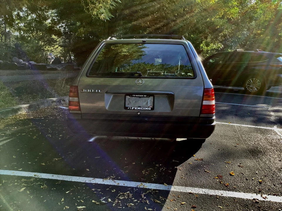 1989 Mercedes-Benz W124 E-Class - Image 10 of 31