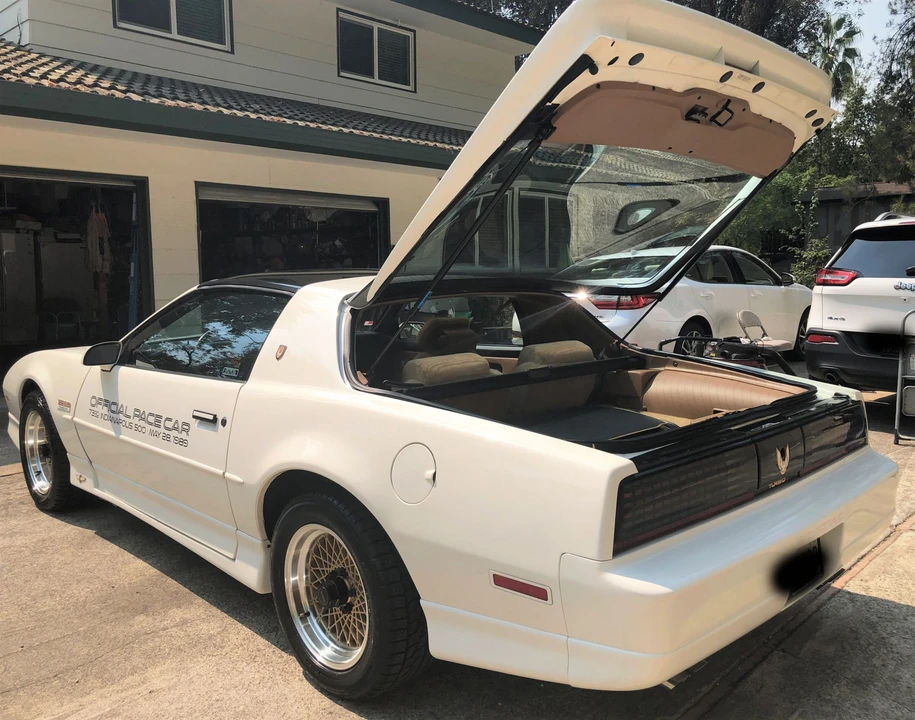 1989 Pontiac Firebird Trans Am 3rd Gen - Image 6 of 31