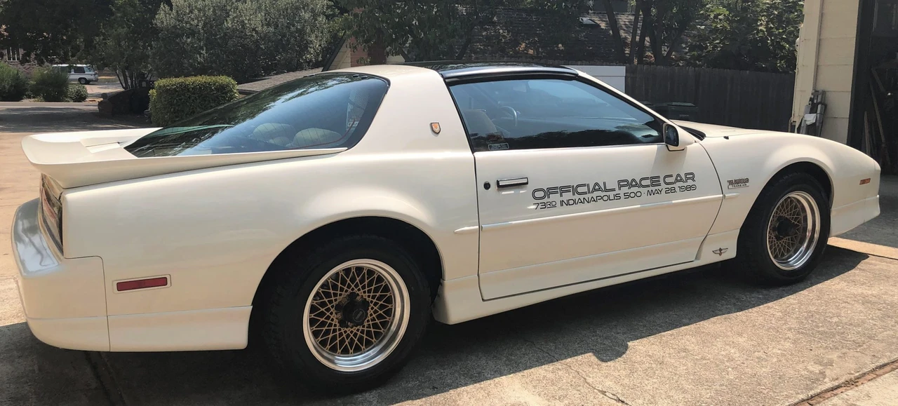 1989 Pontiac Firebird Trans Am 3rd Gen - Image 27 of 31