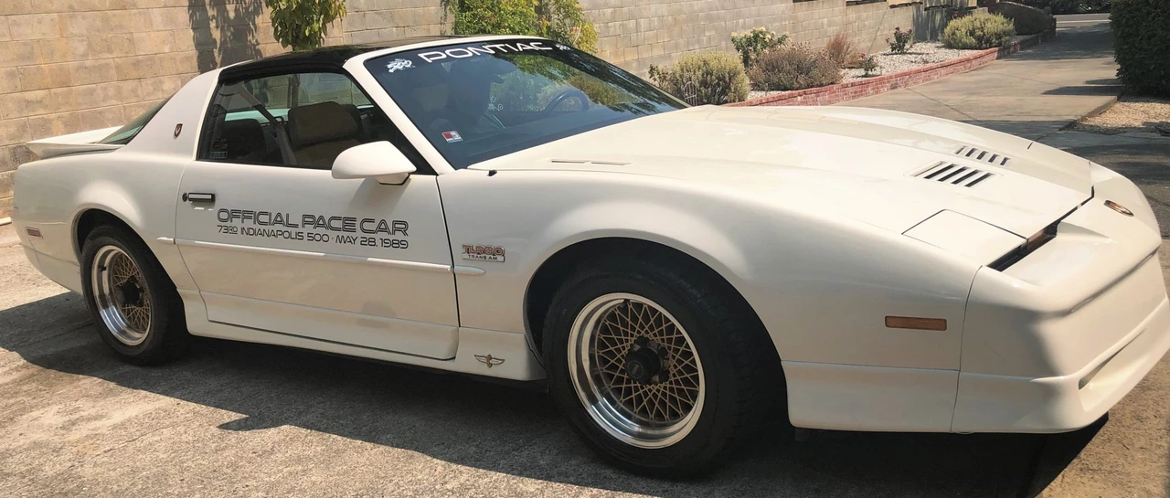 1989 Pontiac Firebird Trans Am 3rd Gen - Image 29 of 31