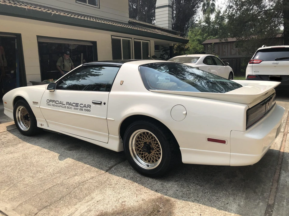 1989 Pontiac Firebird Trans Am 3rd Gen - Image 3 of 31