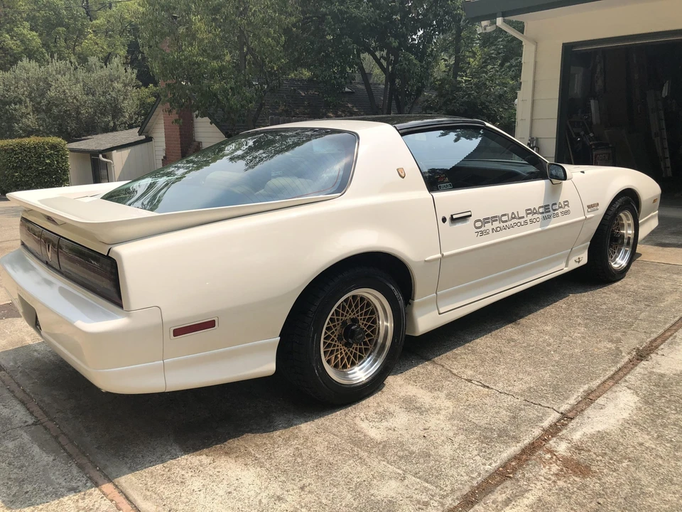 1989 Pontiac Firebird Trans Am 3rd Gen - Image 10 of 31