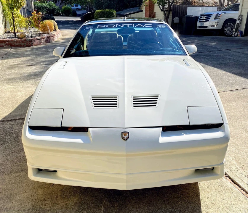 1989 Pontiac Firebird Trans Am 3rd Gen - Image 14 of 31