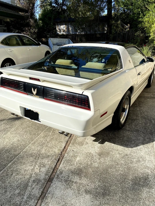 1989 Pontiac Firebird Trans Am 3rd Gen - Image 24 of 31