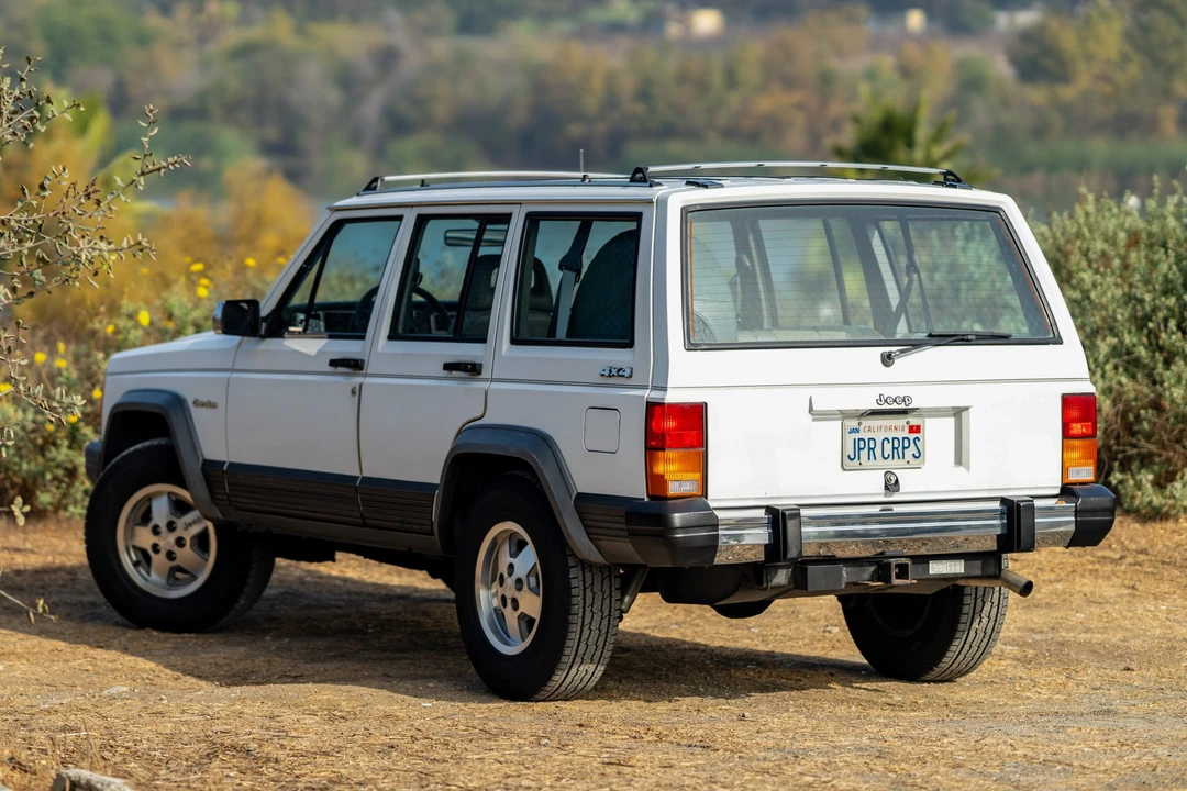 1990 Jeep XJ Cherokee - Image 8 of 31