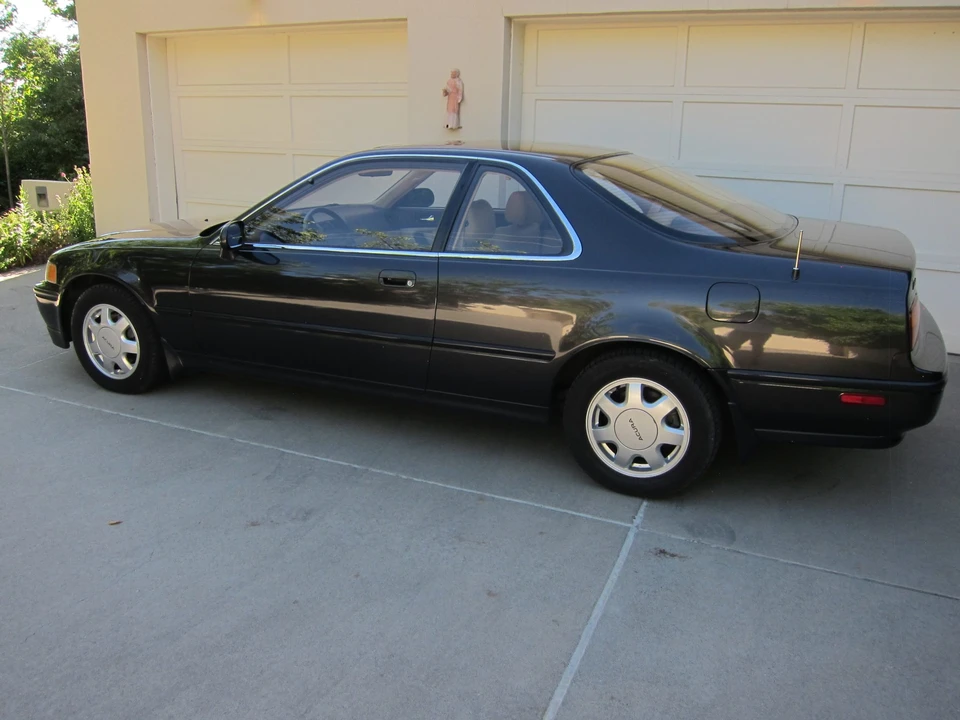 1991 Acura Legend 2nd Gen - Image 28 of 31