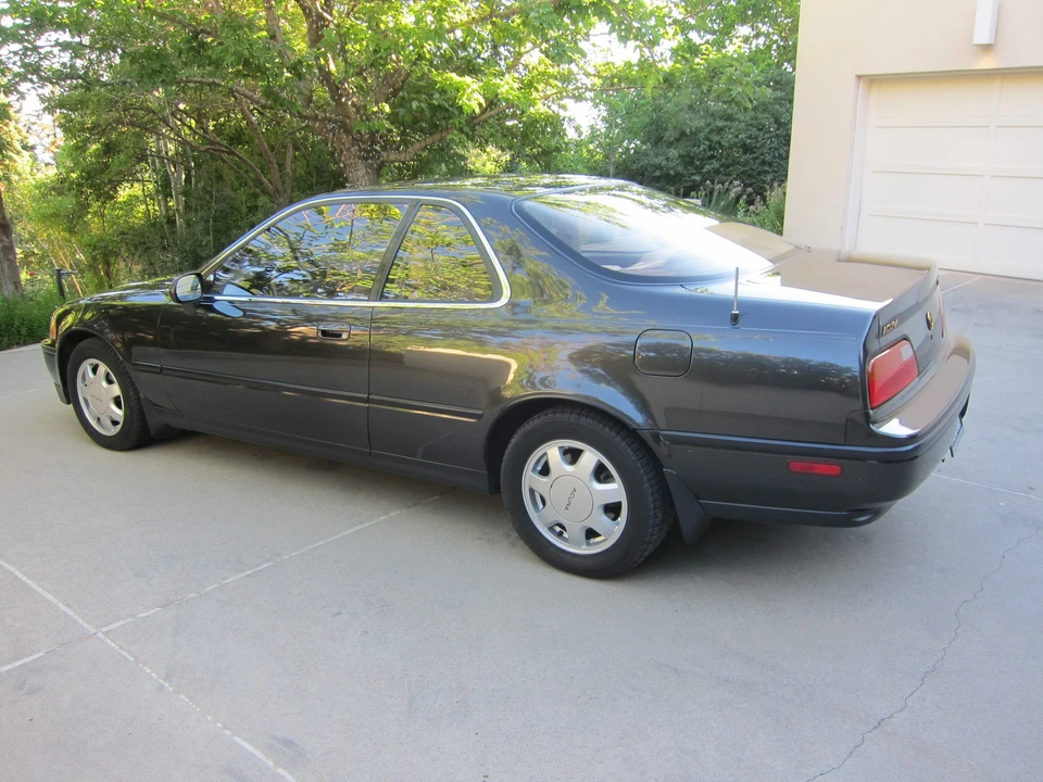 1991 Acura Legend 2nd Gen - Image 30 of 31