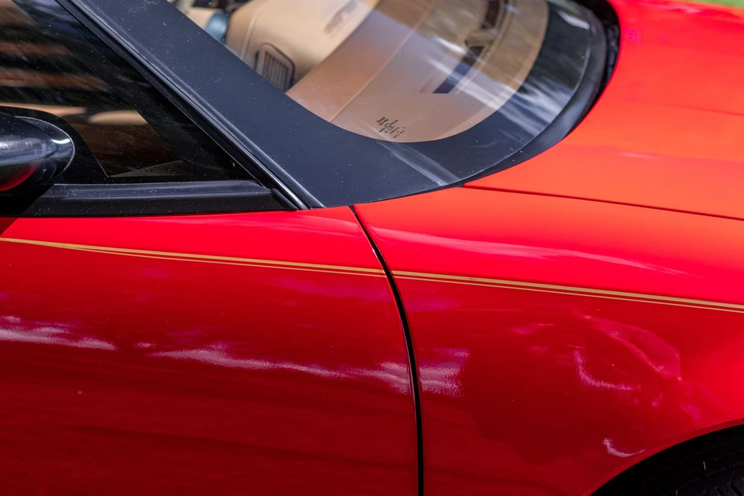 1991 Buick Reatta - Image 30 of 31