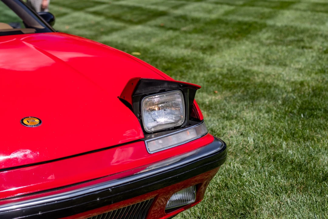 1991 Buick Reatta - Image 24 of 31
