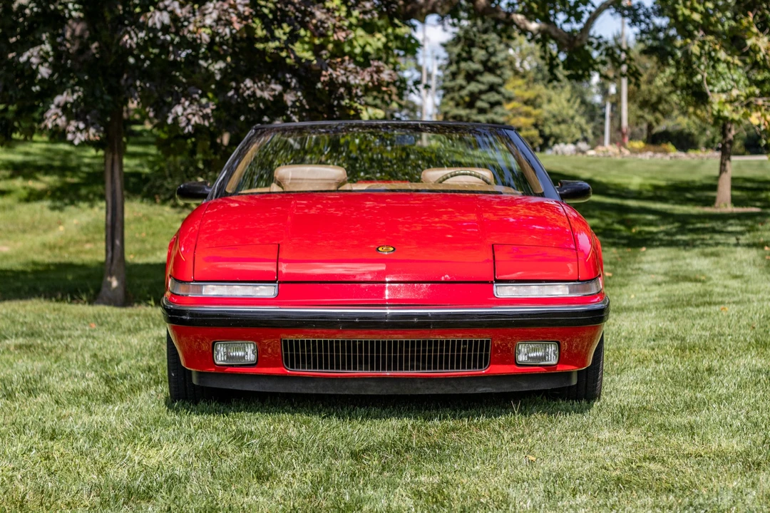 1991 Buick Reatta - Image 11 of 31