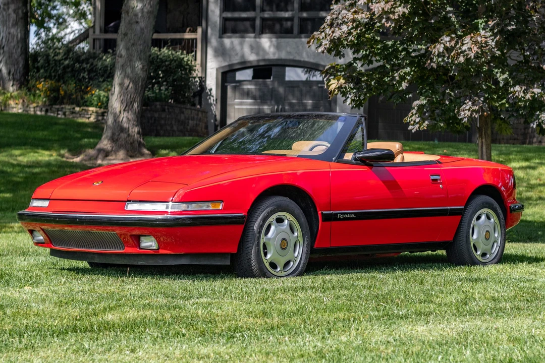 1991 Buick Reatta - Image 9 of 31