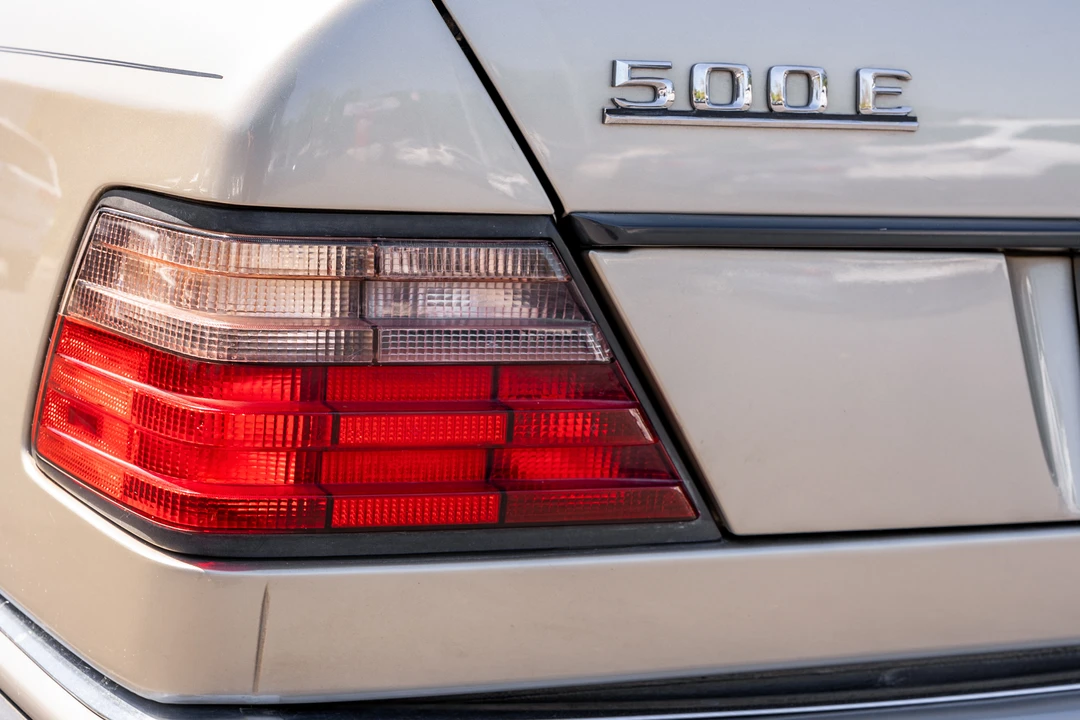 1992 Mercedes-Benz 500E & E500 - Image 12 of 31