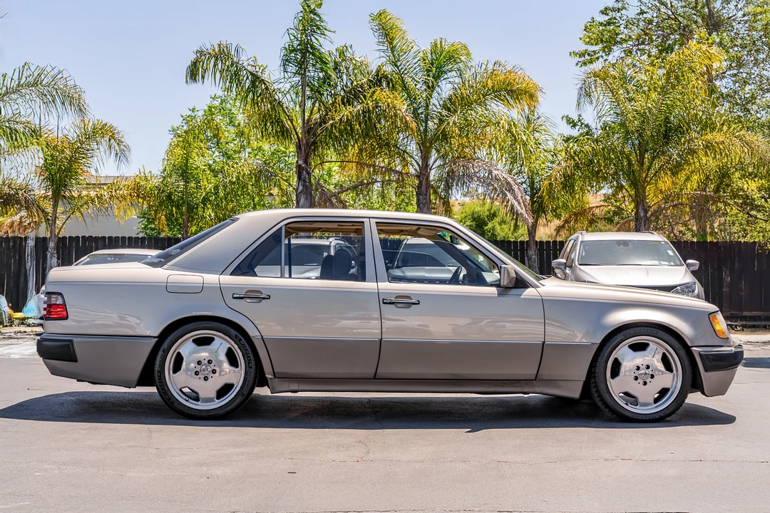 1992 Mercedes-Benz 500E & E500 - Image 5 of 31