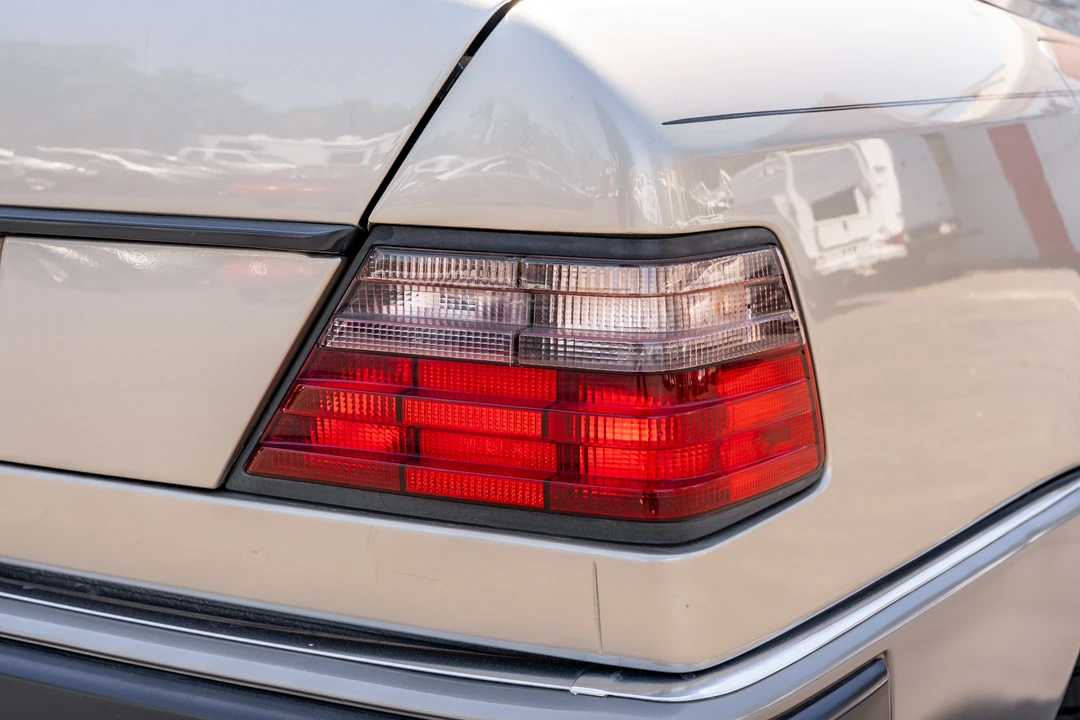 1992 Mercedes-Benz 500E & E500 - Image 13 of 31