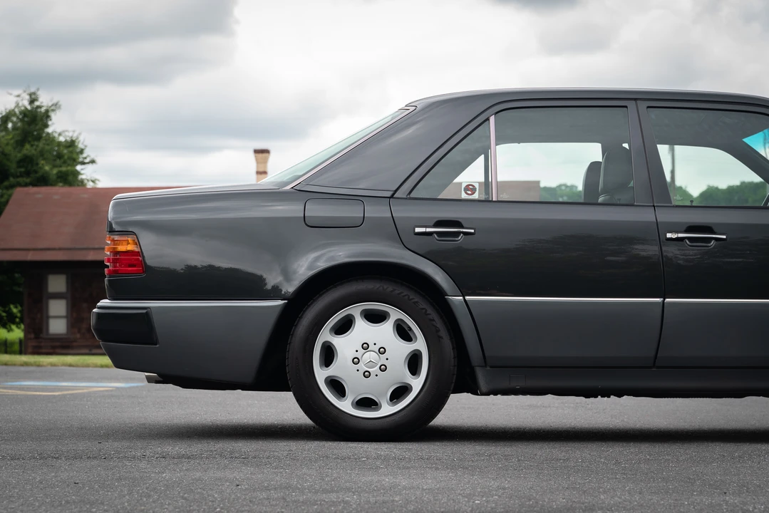 1992 Mercedes-Benz 500E & E500 - Image 20 of 31