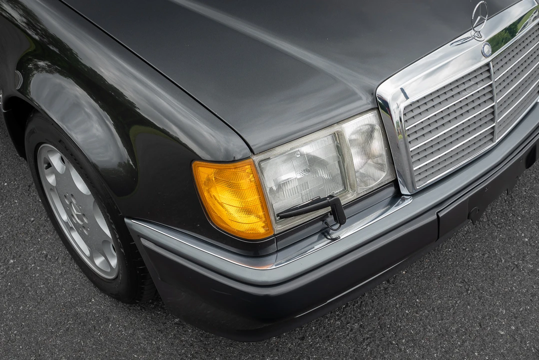 1992 Mercedes-Benz 500E & E500 - Image 12 of 31