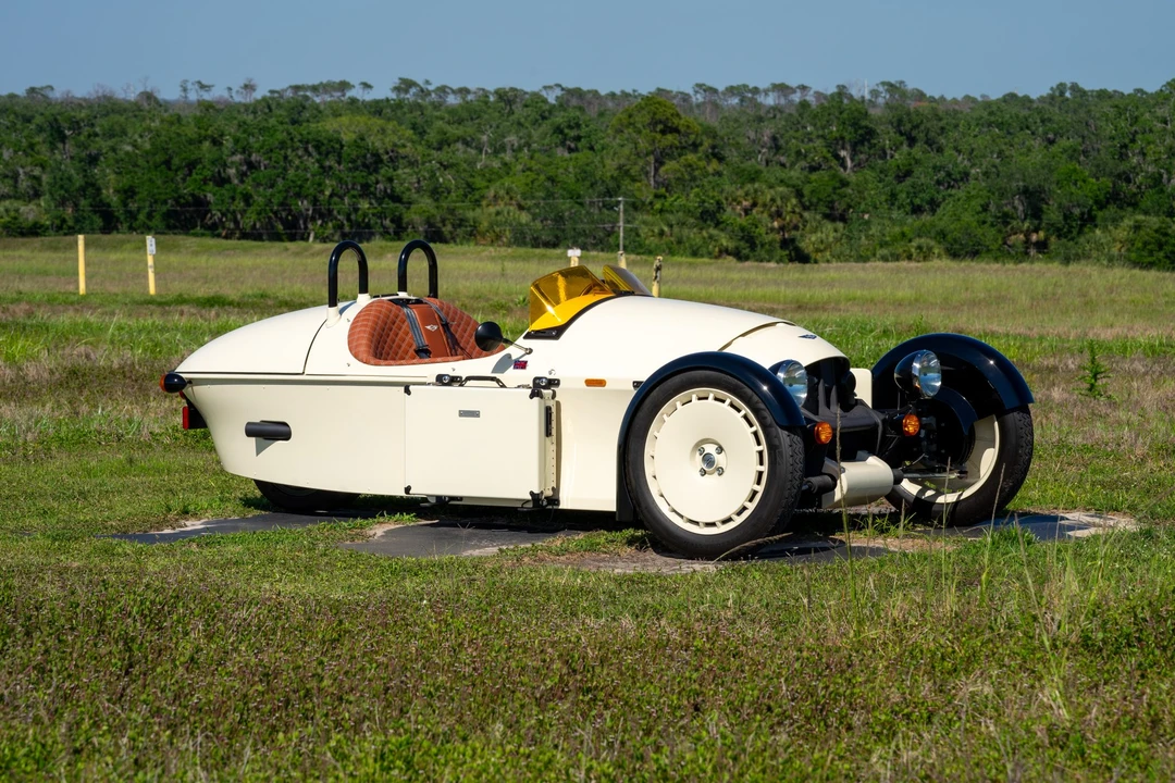 2023 Morgan Super 3 - Image 5 of 31