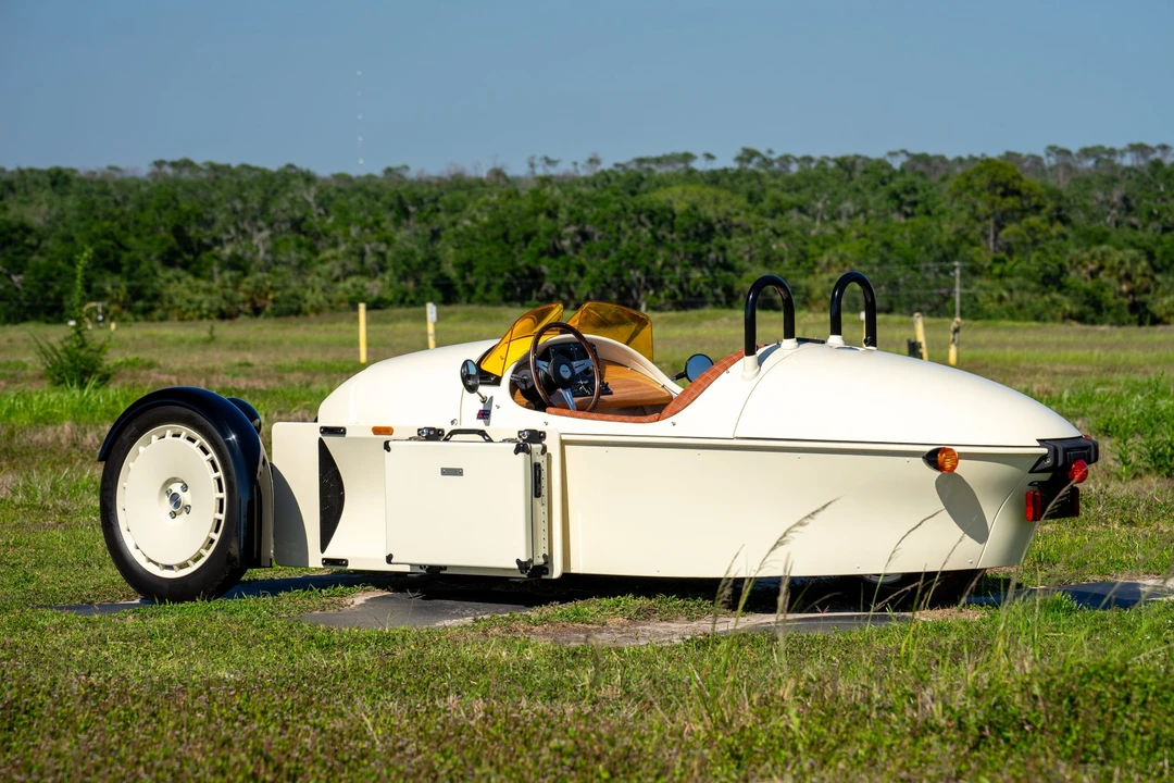 2023 Morgan Super 3 - Image 11 of 31