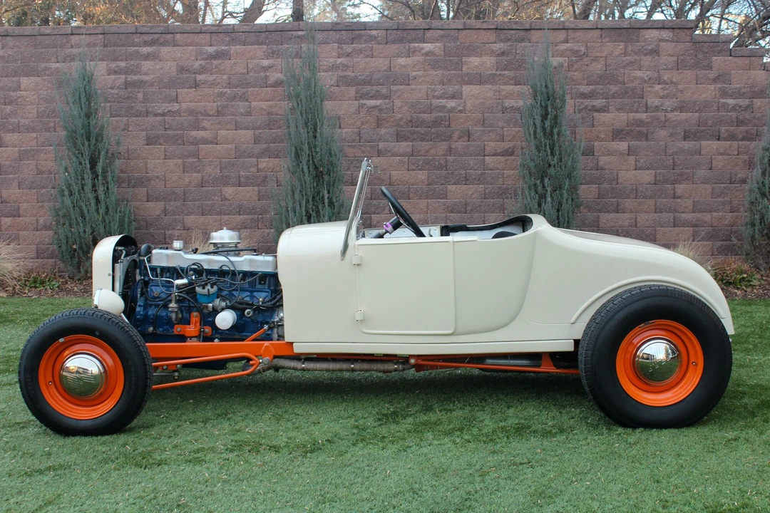 Ford Hot Rod - Image 2 of 31