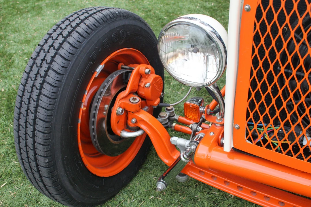 Ford Hot Rod - Image 13 of 31