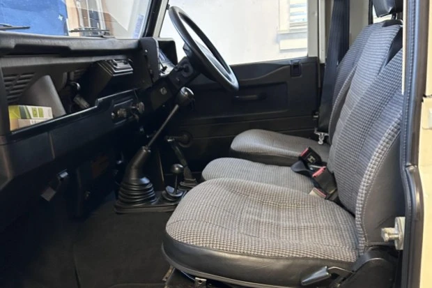 1984 Land Rover Defender 90 - Image 4 of 9