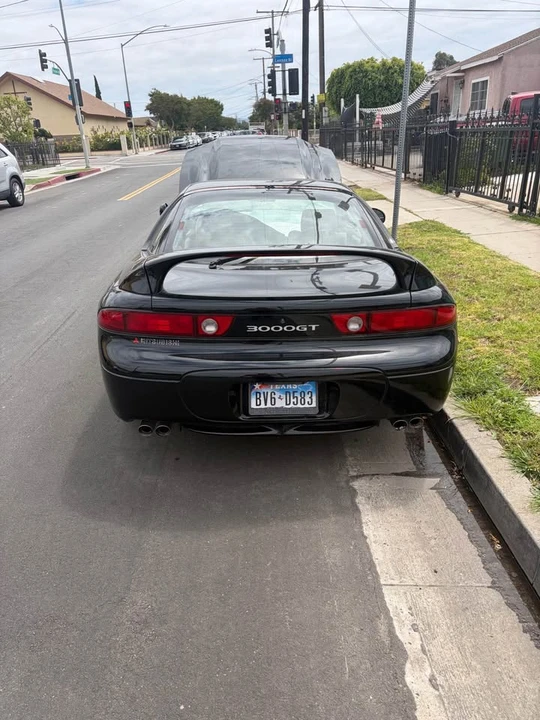 1997 Mitsubishi 3000GT - Image 2 of 8