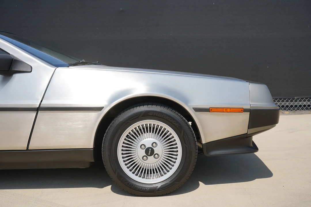 1982 DeLorean DMC-12 - Image 18 of 31