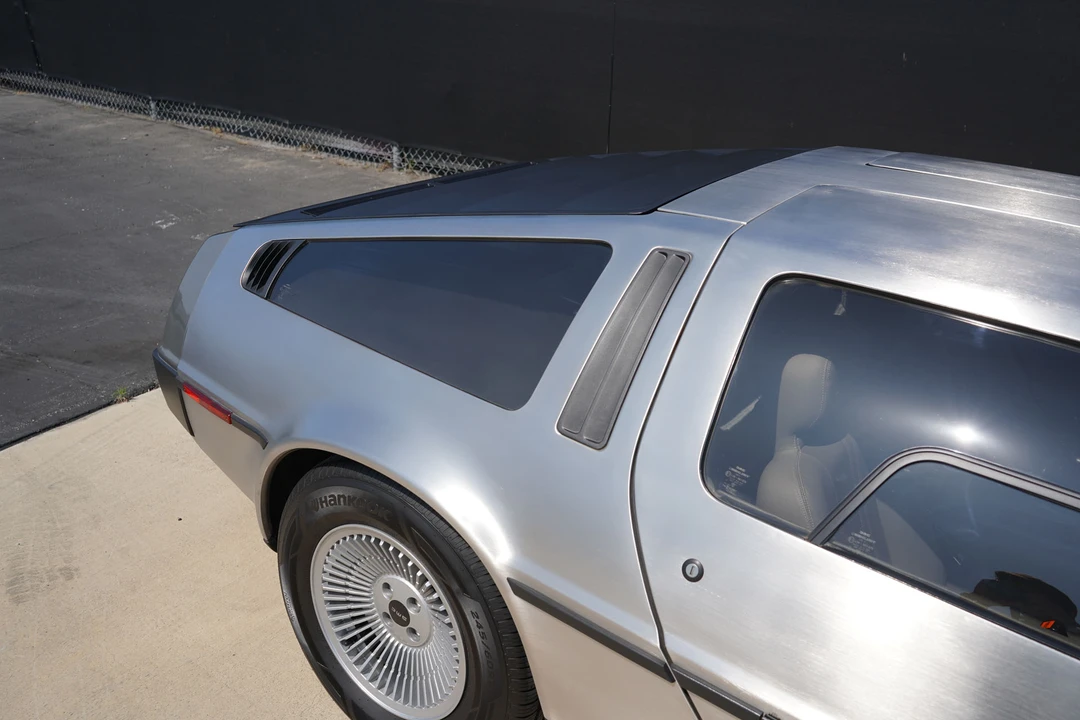 1982 DeLorean DMC-12 - Image 22 of 31
