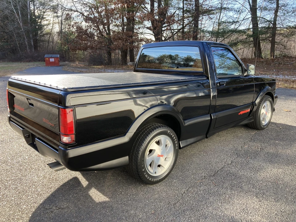 1991 GMC Syclone - Image 24 of 31