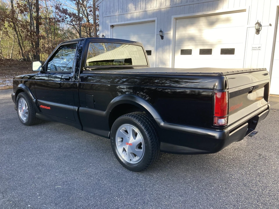 1991 GMC Syclone - Image 16 of 31