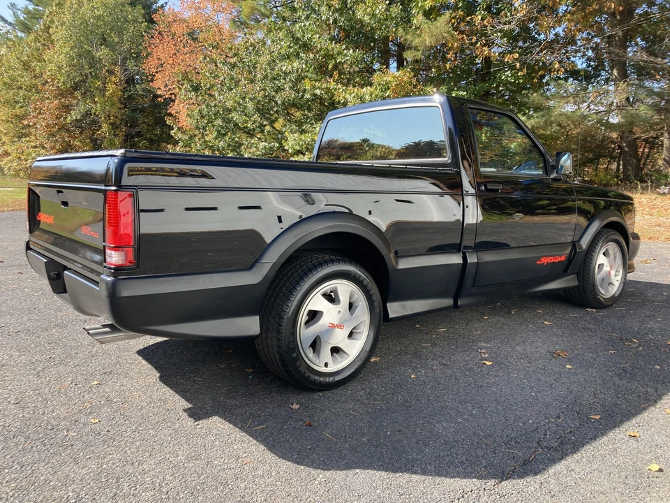 1991 GMC Syclone - Image 25 of 31