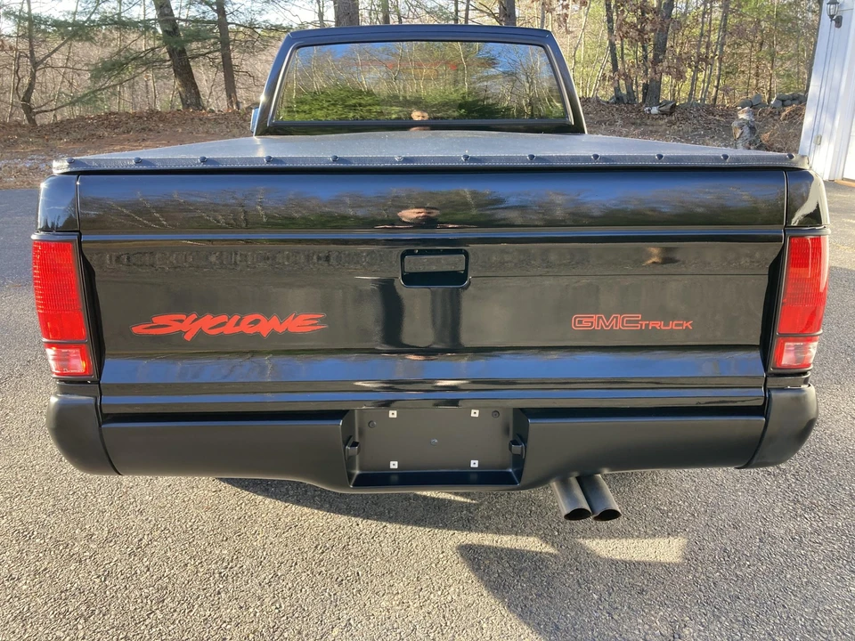 1991 GMC Syclone - Image 20 of 31