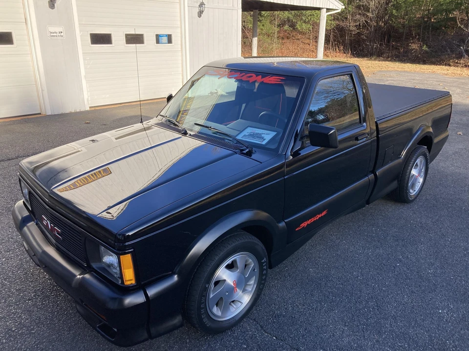 1991 GMC Syclone - Image 5 of 31