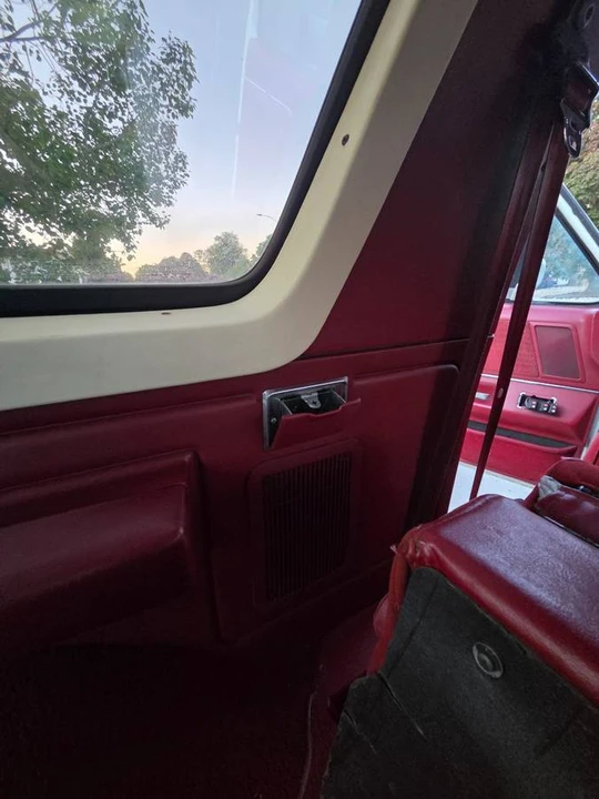 1991 Ford Bronco 4th Gen - Image 13 of 15