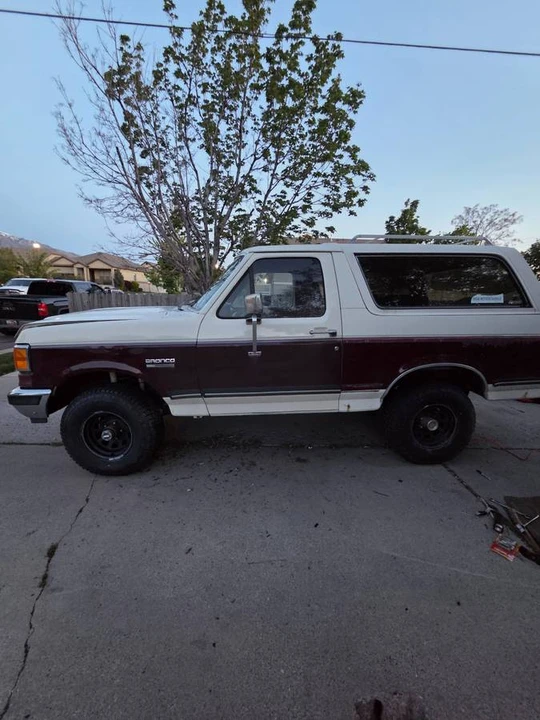 1991 Ford Bronco 4th Gen - Image 10 of 15