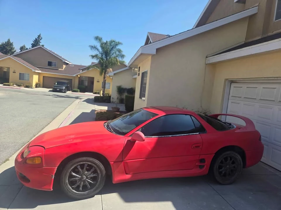 Mitsubishi 3000GT - Image 2 of 3