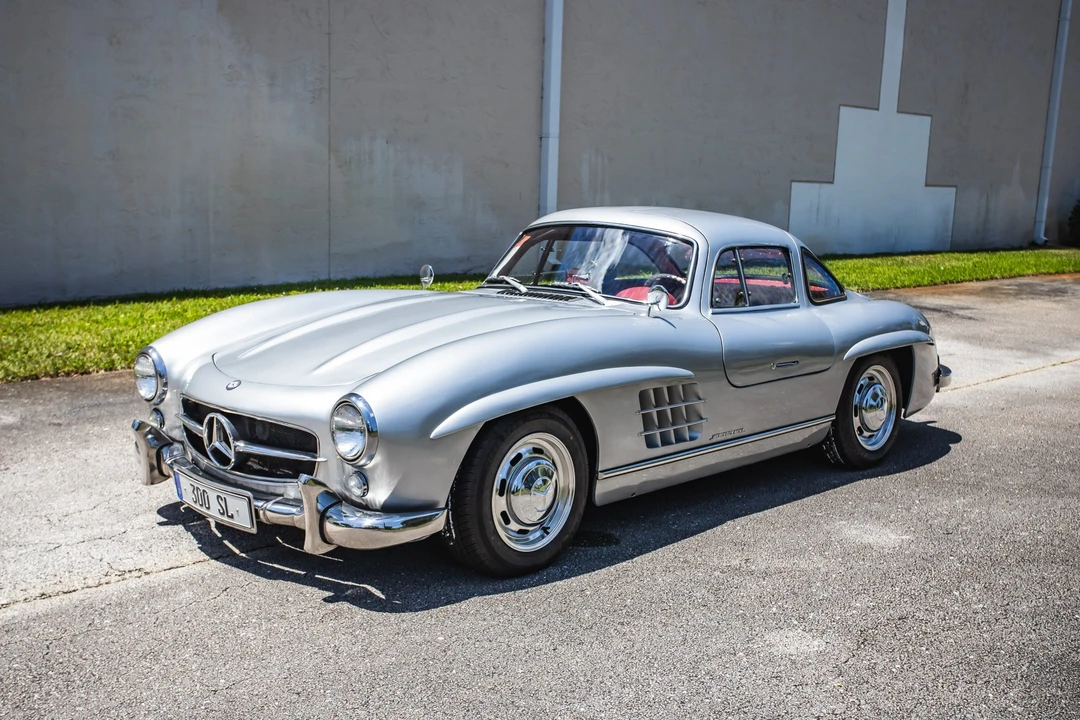 1982 Mercedes-Benz W123 Coupe (C123) - Image 2 of 31