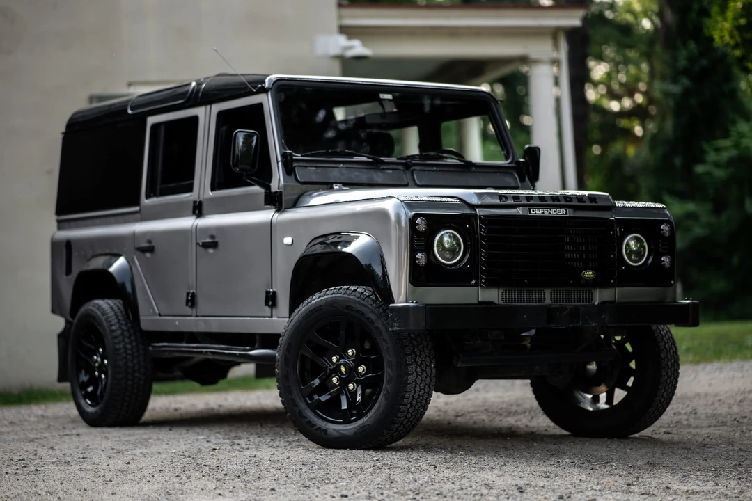 1988 Land Rover Defender 110 - Image 13 of 31