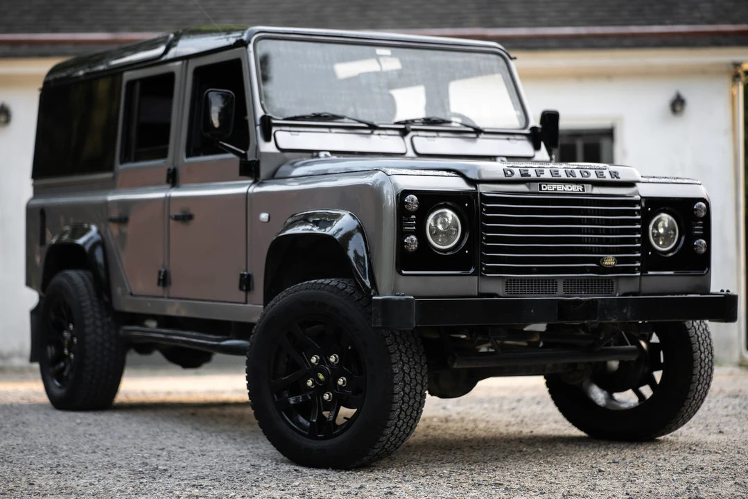 1988 Land Rover Defender 110 - Image 16 of 31