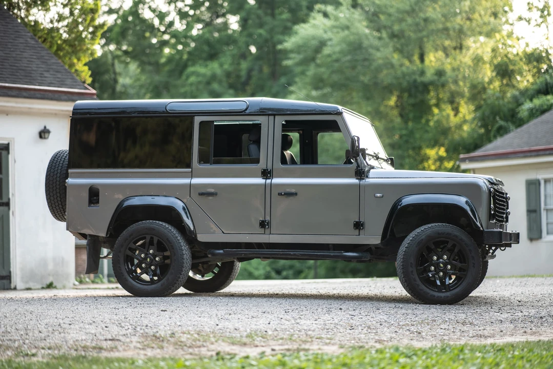 1988 Land Rover Defender 110 - Image 25 of 31