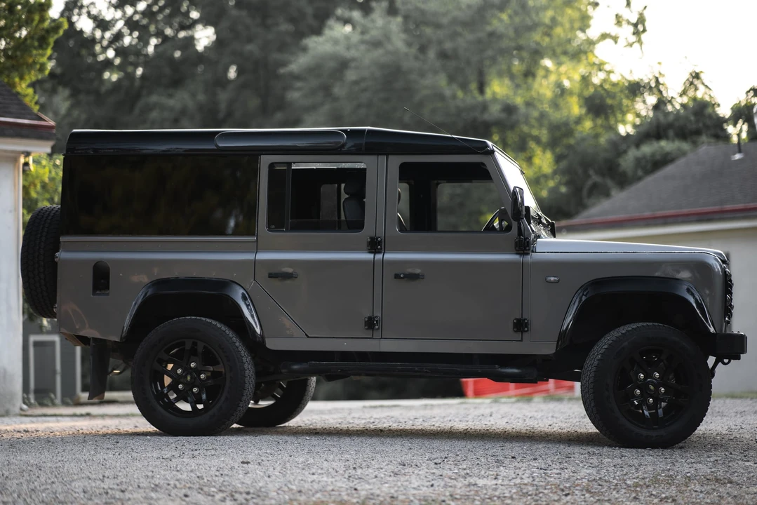 1988 Land Rover Defender 110 - Image 27 of 31