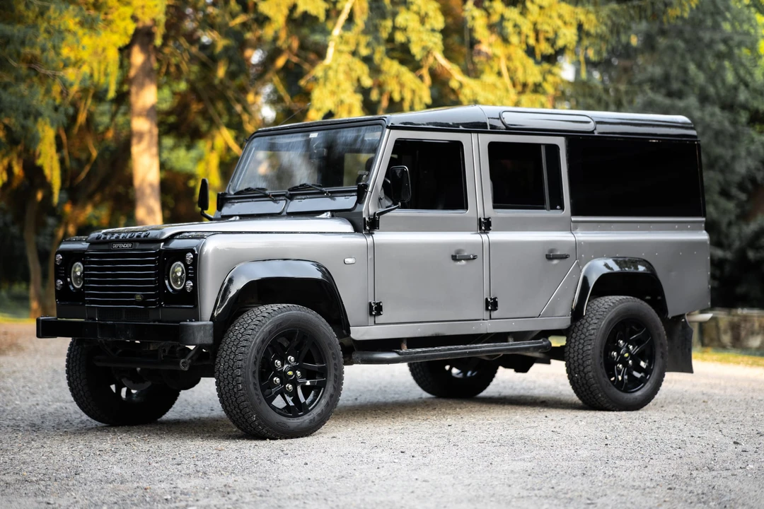1988 Land Rover Defender 110 - Image 3 of 31