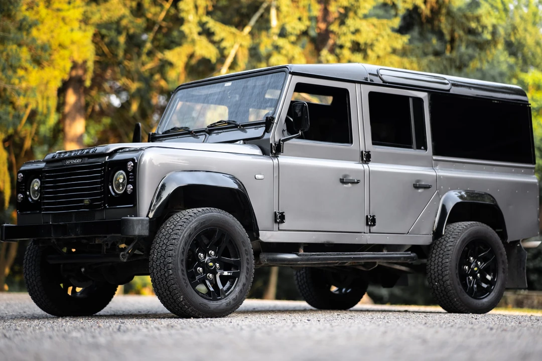 1988 Land Rover Defender 110 - Image 4 of 31