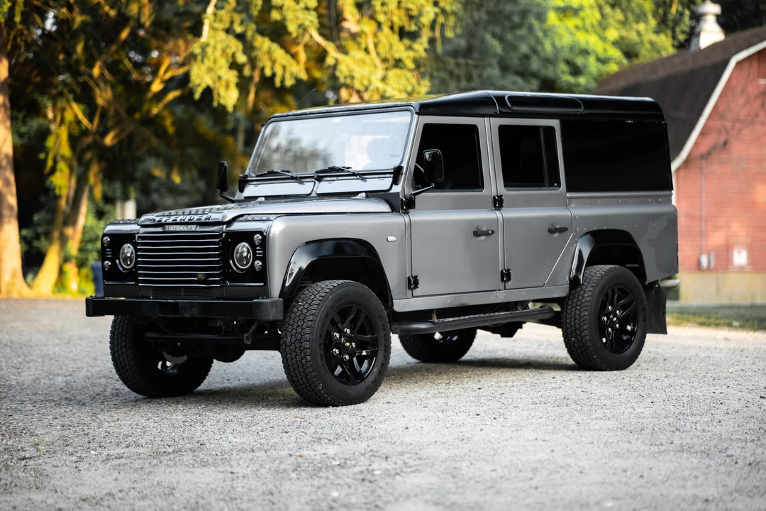 1988 Land Rover Defender 110 - Image 7 of 31