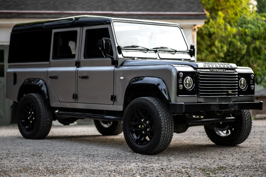 1988 Land Rover Defender 110 - Image 18 of 31