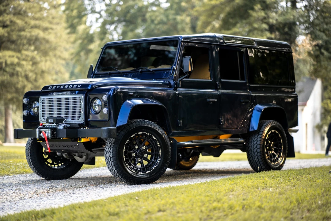 1989 Land Rover Defender 110 - Image 19 of 31