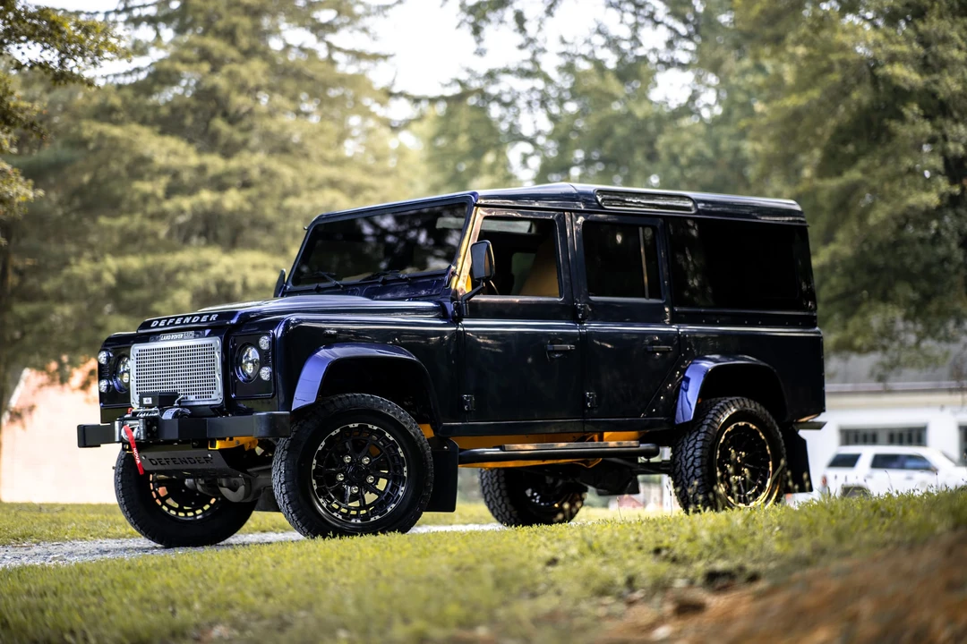 1989 Land Rover Defender 110 - Image 13 of 31