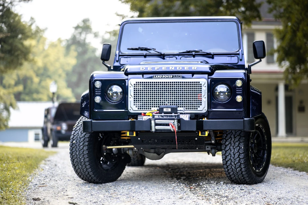 1989 Land Rover Defender 110 - Image 6 of 31